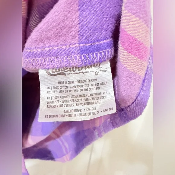 Cakeworthy FRIENDS Phoebe Buffay Regina Phalange Plaid Flannel Shirt XL Purple - Picture 4 of 6